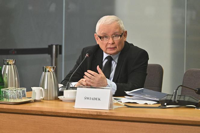Jarosław Kaczyński zeznaje przed komisją śledcza ds. Pegasusa