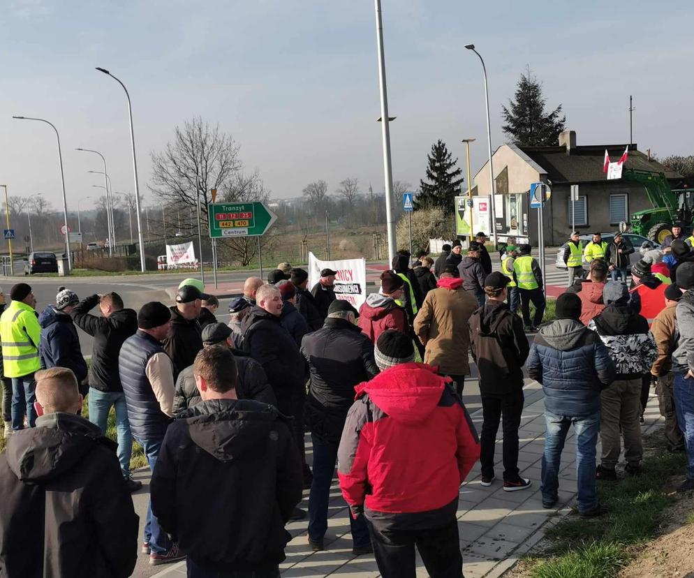 Rolnicy nie odpuszczają. Kolejne protesty. Także w naszym regionie ZDJĘCIA