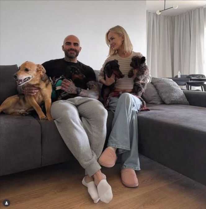 Błyskawiczna zmiana statusu. Akop Szostak w kwietniu się rozwiódł, a w czerwców oświadczył ponownie