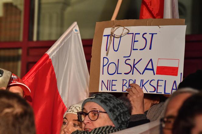 Politycy PiS protestowali w Gdańsku. Sprzeciwiali się polityce Donalda Tuska