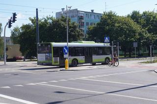 To najkrótsza linia autobusowa w Olsztynie. Ma kilka przystanków