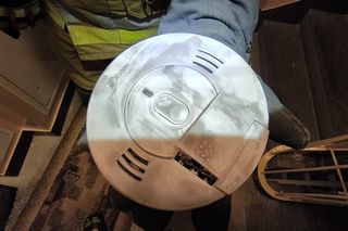 Tarnów. Bohaterski sąsiad uratował kobietę. Ryzykował życiem, żeby walczyć z ogniem