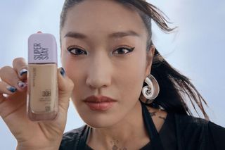 Peggy Gou twarzą Super Stay Lumi Matte od Maybelline New York