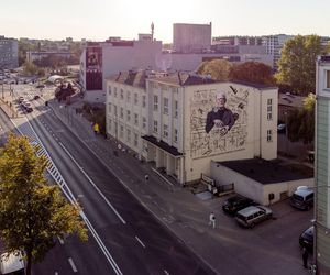 Teatralny mural w Białymstoku