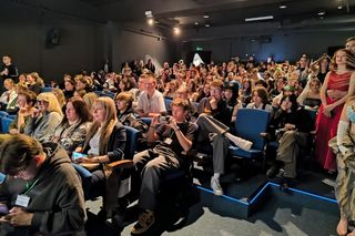 Szmaragdowy Guzik 2024