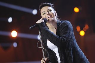 Ewa Farna rusza w trasę po Polsce. Przypominamy jej najsłynniejsze występy