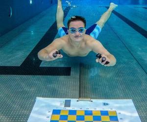 Szachy pod wodą. Podwójny mistrz świata będzie pobijał rekord Guinnessa w Wielkopolsce!