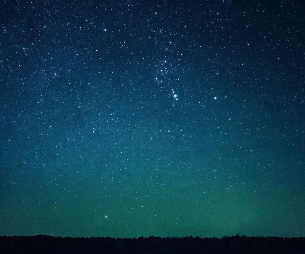 Noc spadających gwiazd lipiec 2023. Kiedy oglądać Akwarydy?