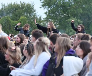 Tłum studentów bawił się pierwszego dnia Juwenaliów Politechniki Lubelskiej 2025