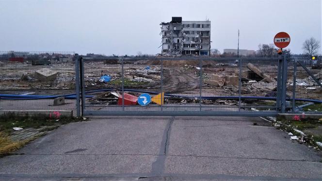 Prace wyburzeniowe w miejscu przyszłego sklepu IKEA w Szczecinie