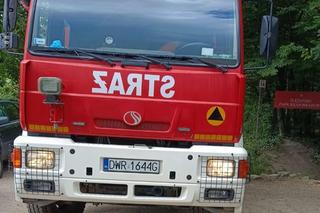 Koszmarny wypadek na szlaku na szczyt. Na miejsce wezwano śmigłowiec LPR