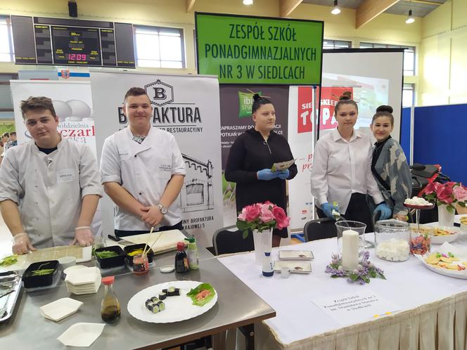 Fotorelacja z 14. Targów Edukacyjnych i dni otwartych w Zespole Szkół Ponadgimnazjalnych nr 3 w Siedlcach