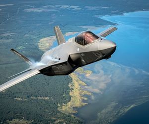 Włochy planują zainwestować w więcej samolotów. Chcą kupić F-35 i Eurofightery 