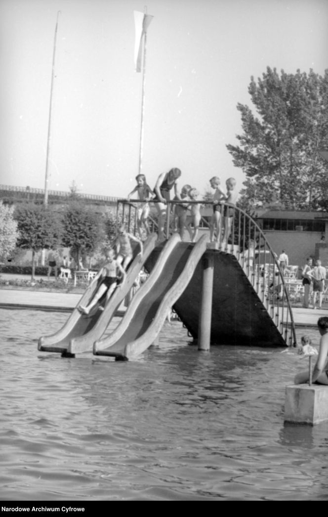 Basen termalny w Ciechocinku