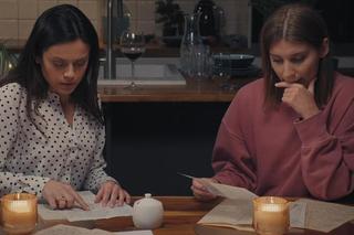 	M jak miłość odc. 1793. Justyna (Magdalena Wieczorek), Kasia (Paulina Lasota)