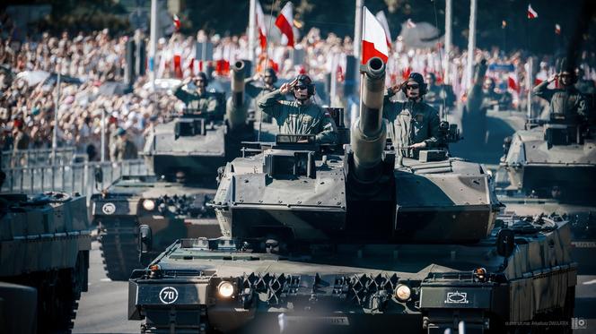 Wielki powrót defilady z okazji Święta Wojska Polskiego. „To był przeskok o kilka dekad”