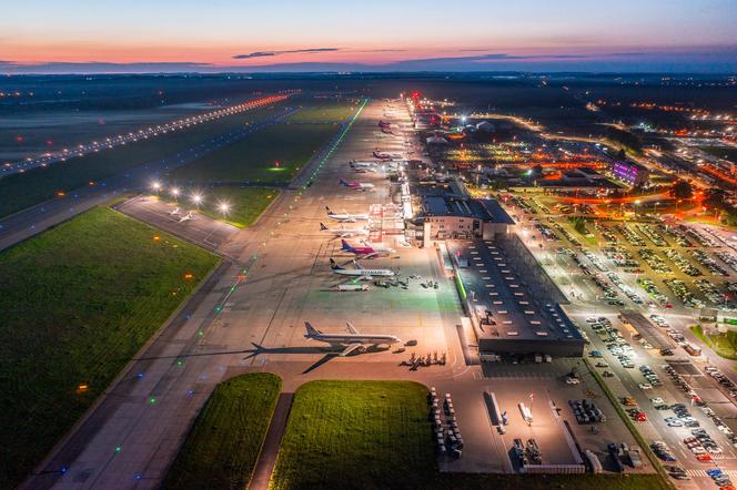 Przy Katowice Airport powstaje nowy parking i wezeł przeładunkowy z bazą paliw