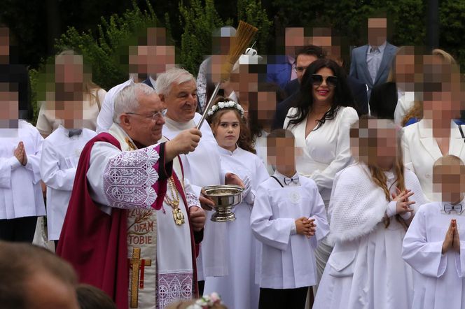 Iwona Węgrowska wyprawiła córce komunię
