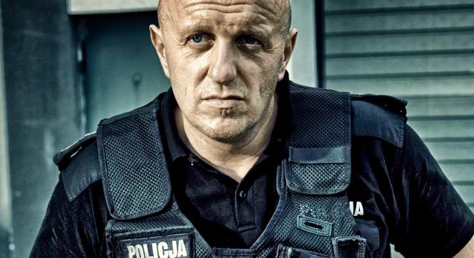 Policyjny rap – gwiazda „Policjantek i Policjantów” w autobiograficznej piosence