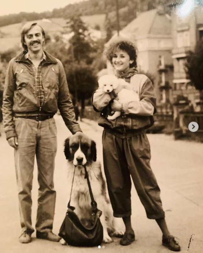 Majka Jeżowska, Tom Logan