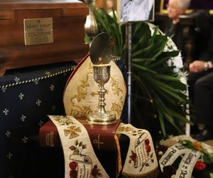 Uroczystości pogrzebowe śp. bp. Jana Szkodonia w katedrze na Wawelu
