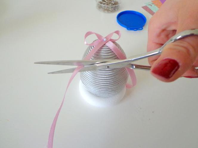 Jak zrobić pisankę ze sznurka sutasz? Instrukcja krok po kroku