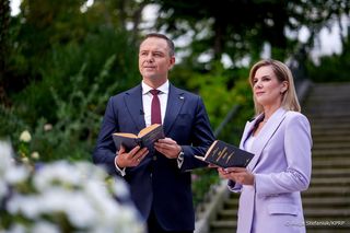 Para prezydencka zaprasza na Narodowe Czytanie. Jest nagranie Nawrockich w ogrodzie 