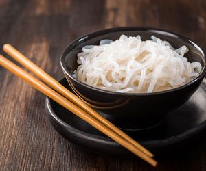 Jest bezglutenowy i ma prawie 0 kalorii. Czym jest makaron konjac?