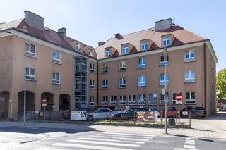 11-latek wypadł z okna szkoły w Gnieźnie