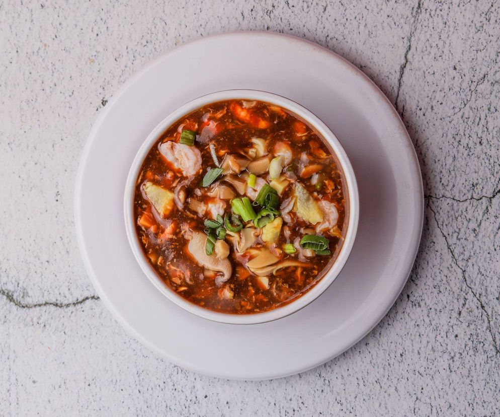 Zupa gyros z kurczakiem. Domowa zupa à la kebab doda energii i poprawi humor