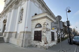 Obecny stan najmniejszego budynku w Warszawie