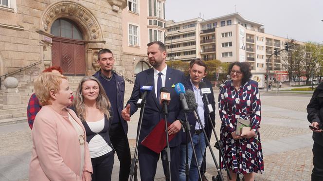 Robert Szewczyk w drugiej turze wyborów na prezydenta Olsztyna. Mamy komentarz!