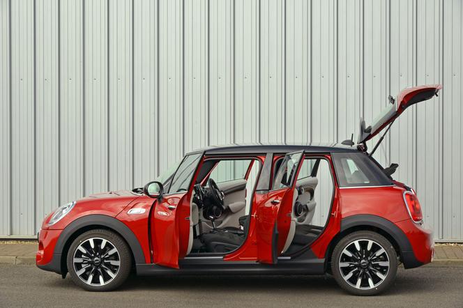 Mini Cooper 5D 2015