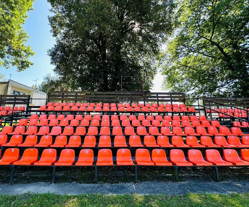 Trybuny na stadionie przy Krakusa w Elblągu