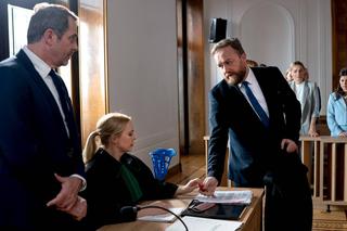 Przyjaciółki 23 sezon odc. 278. Anka (Magdalena Stużyńska), Paweł (Bartłomiej Kasprzykowski), Wiktor (Paweł Deląg), Inga (Małgorzata Socha), Dorotka (Agnieszka Sienkiewicz-Gauer)