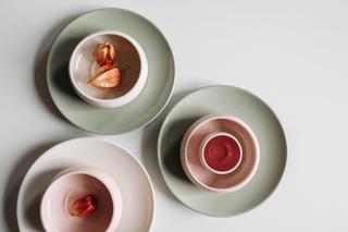 Eleganckie zastawy stołowe. Porcelana czy ceramika? Ekspert odpowiada