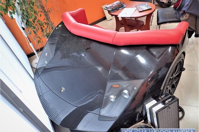 Pod Wrocławiem sprzedawano meble na wzór aut Lamborghini