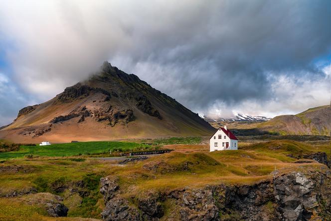 Dom w Arnarstapi, Islandia