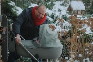 	M jak miłość odc. 1861. Tadeusz (Bartłomiej Nowosielski), Dorotka (Klara Madeńska)