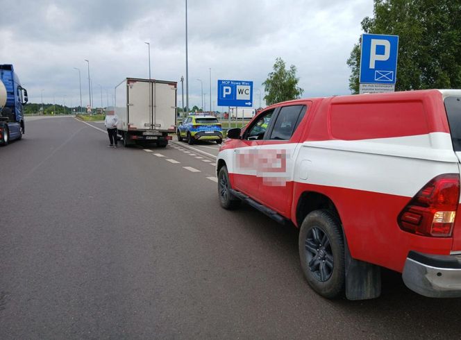 Kierowcy zawodowi za kierowcami tirów na A1 na podwójnym gazie. Było ich kilku jednego dnia!