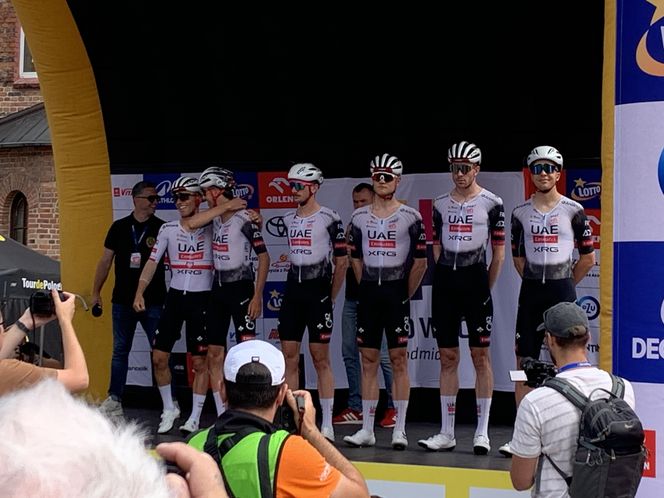 Tour de Pologne 2025. Start w Katowicach Nikiszowcu