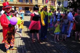 W Bydgoszczy, jak w bajce! Zobaczcie kolorowy i radosny przemarsz ulicami miasta [ZDJĘCIA]