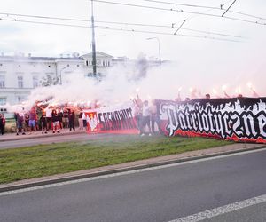 Godzina W w Sosnowcu. Mieszkańcy Zagłębia oddali hołd w 81. rocznicę Powstania Warszawskiego