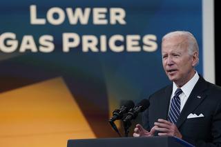 Joe Biden apeluje: Znieście podatki od paliw!