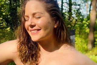 Melania Grzesiewicz (Anita z M jak miłość) odsłoniła ciało na łonie natury