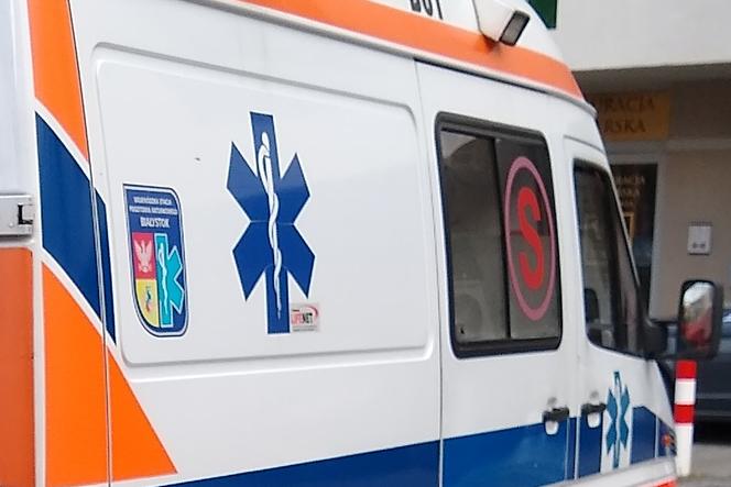 Białystok: Motocyklista zderzył się z osobówką. 75-latek w szpitalu