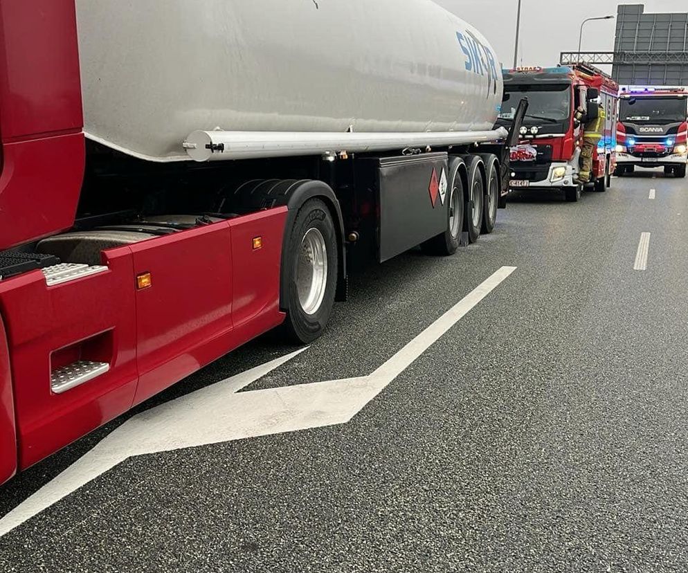 Łódzkie. Zablokowana autostrada A1 na Katowice między Piotrkowem Trybunalskim i Kamieńskiem!