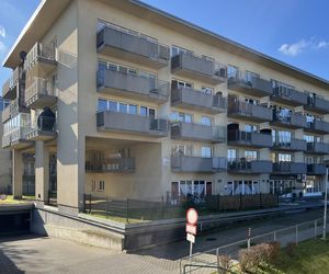 Teligi 26 w Krakowie. Blok z ukrytym balkonem