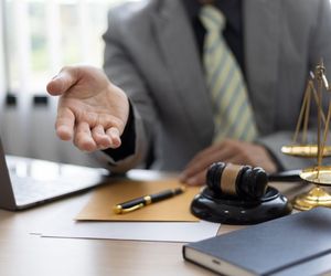 Odpowiedzialność pracowników za szkody w mieniu firmy - jak skutecznie egzekwować?