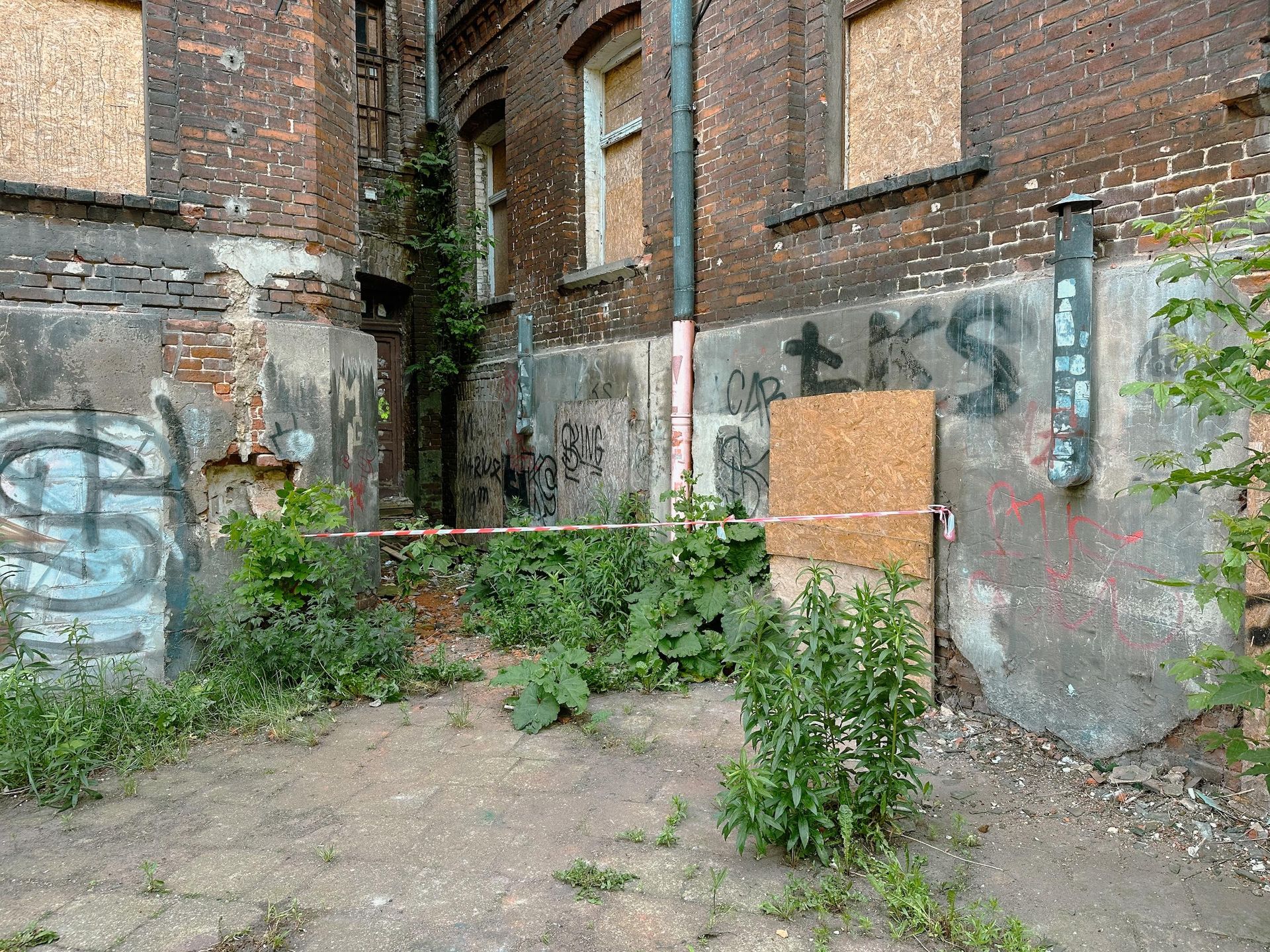 Zabytkowe famuły Izraela Poznańskiego w Łodzi 